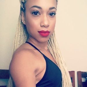 Meet your Posher, Iman